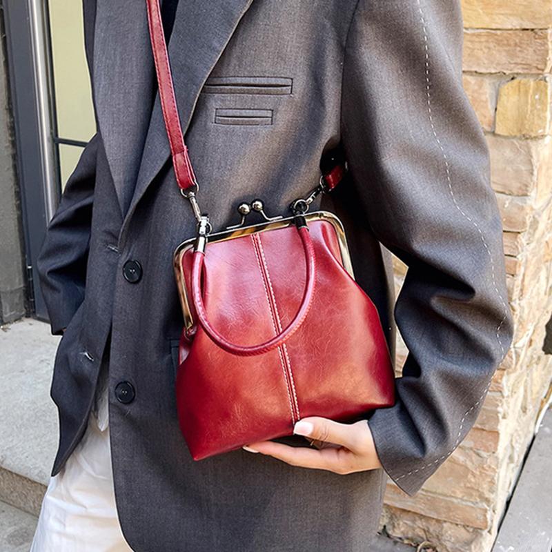 Yogodlns Vintage PU-nahast inspireeritud mini õlakott naistele, beež, kuldse pandlaga, reguleeritava rihmaga, stiilne väike crossbody kott