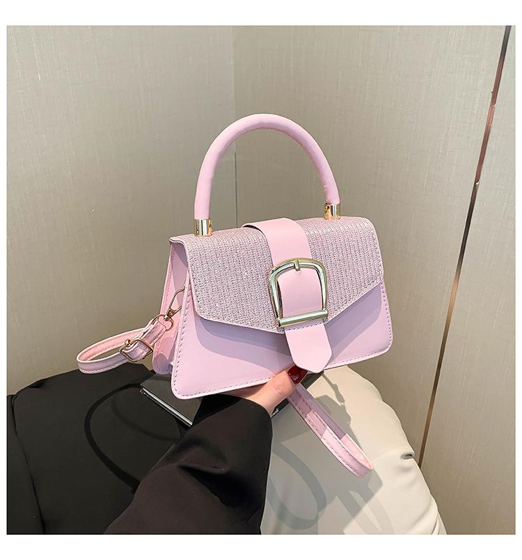 Korean Version of the Retro and Fashionable Portable Simple Temperament Bag 2025 New Casual and Beautiful Foreign Style Shoulder Messenger Bag