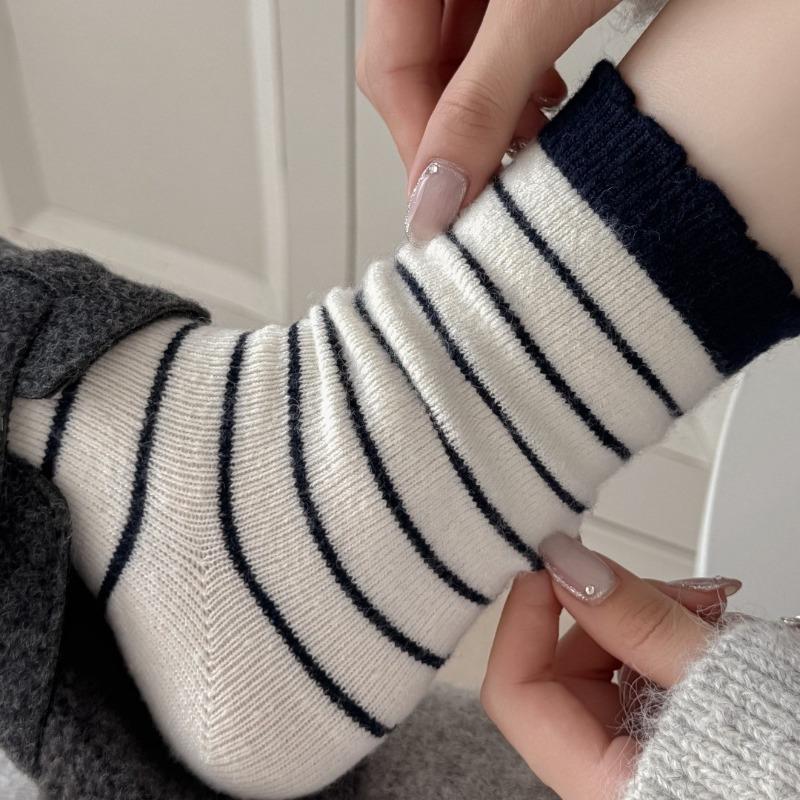 Striped Lace Wool Socks for Women, Mid-calf Socks for Spring and Autumn, Warm and Thick, Trendy Autumn Long Calf Socks