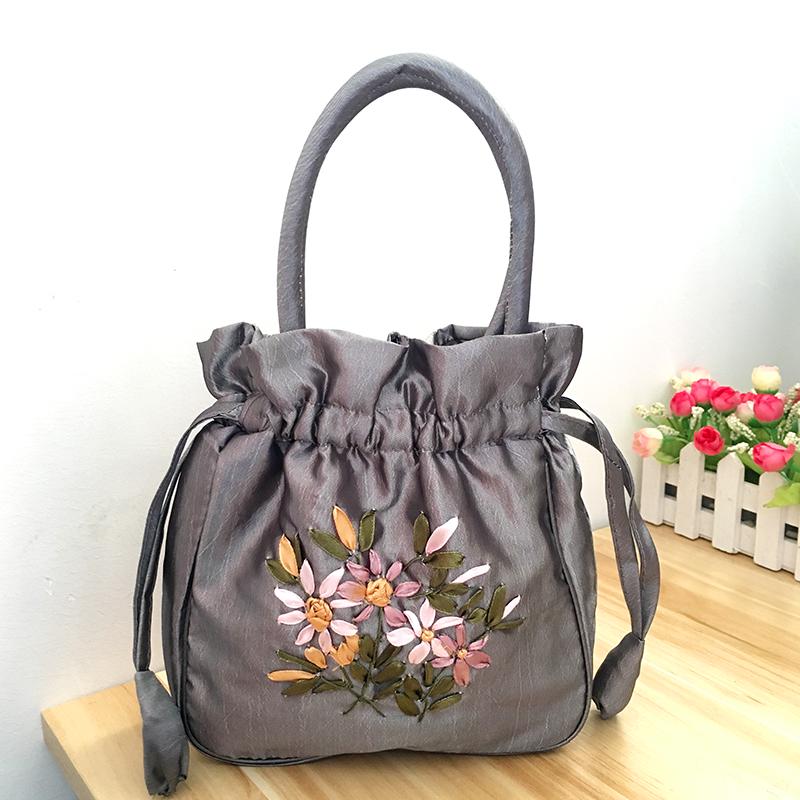 Bolso Cubo Vintage Bordado Étnico con Cordón 2025 para Mujer - Bolso de Tela Hecho a Mano para Teléfono Móvil y Almacenamiento