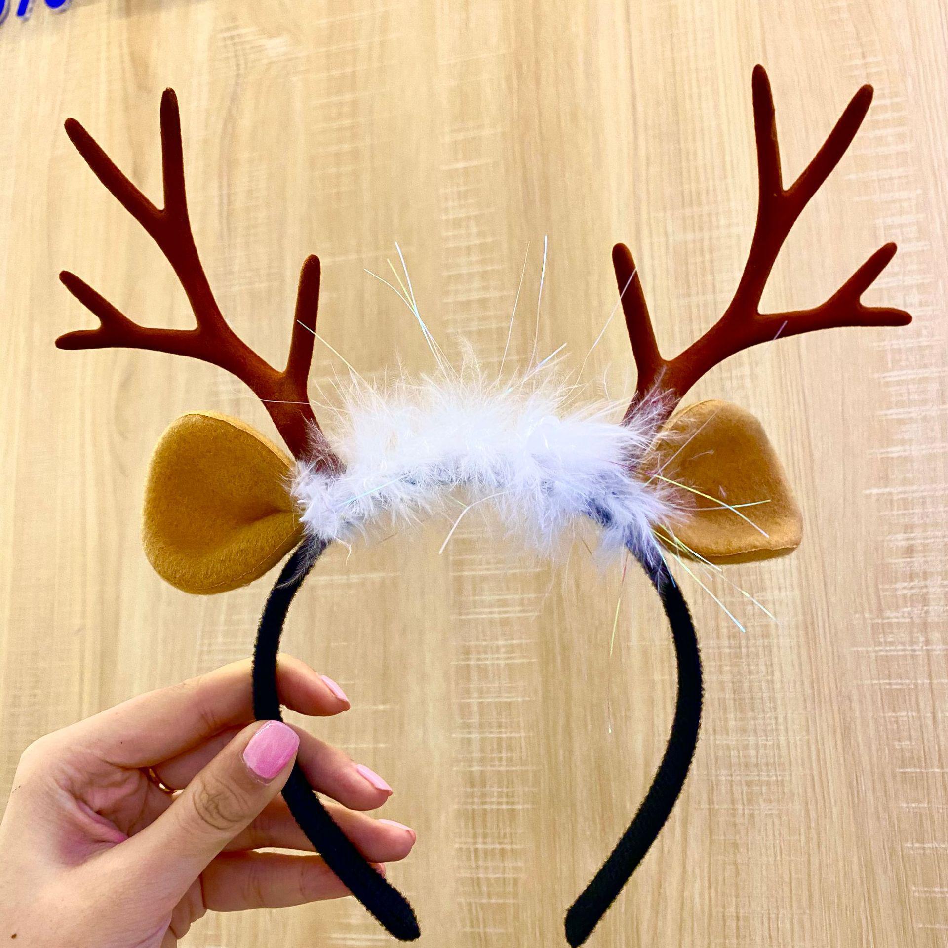 

Chic Christmas Plush Reindeer Antler Hair Band - Sweet & Simple Style for Girls
