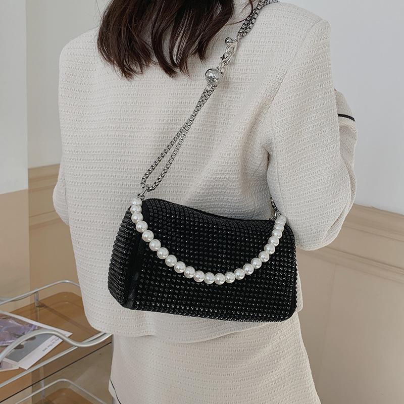 Popular Bright Diamond Small Bag Women's New Niche Chain Messenger Bag Pearl Portable Pillow Bag