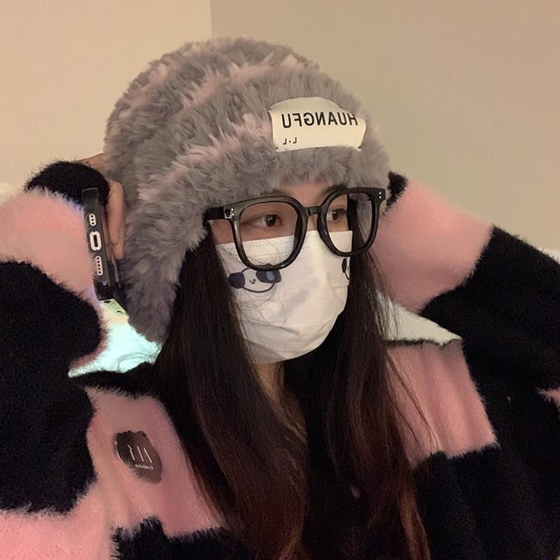 Fashionable Warm Knit Hat For Women Trendy Fluffy Beanie With Cute Bear Patch