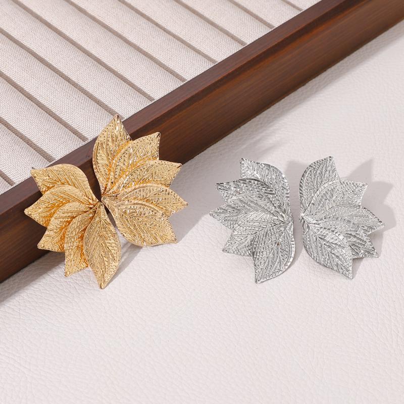 Exaggerated Gold Color Leaf Texture Fan Earrings For Women Metal Earing Jewelry  Trending New Women's Earrings Accessories