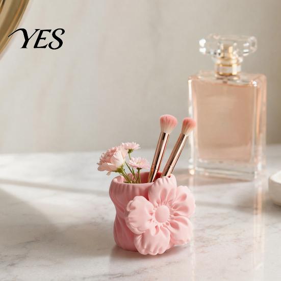 High-end Matte Texture Pen Holder 3D Printed Silk Flower Holder, Cute Puff Desk Floral Design Accessory Organizer, Makeup Brush Storage, Vase