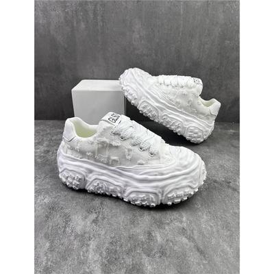 Sommer neue bequeme und atmungsaktive Sportschuhe dicke Sohle zerrissener Stoff lässige Dad-Schuhe gl