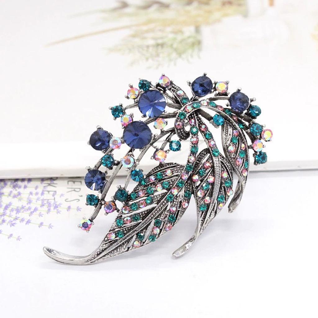 High-end Exquisite Colorful Hollow Leaf Brooch Coat Cardigan Suit Pin Brooch Female Elegant Atmosphere Clothing Accessories-6715