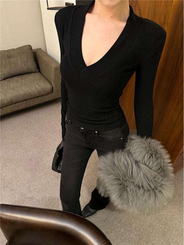 Schlankmachendes Sexy V-Ausschnitt Langarm Damen Herbst Top – Trendiger und schmeichelhafter Stil