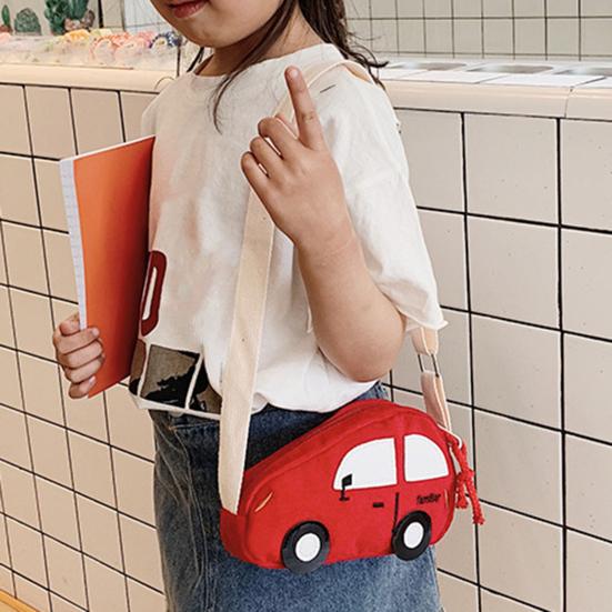 Barn Snack Bag Høy kapasitet justerbar stropp Corduroy Mote Cartoon Car Shape Crossbody Bag
