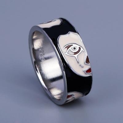 Anello di moda creativo per anello da donna a mezza faccia irregolare da donna Anello esagerato in smalto fatto a mano in bianco e nero