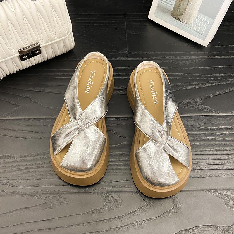 Internet Celebrity Bag Head Slippers Women's Summer Outer Wear 2025 New Foreign Style High Value Versatile Thick Bottom Increase Lazy Cool Slippers