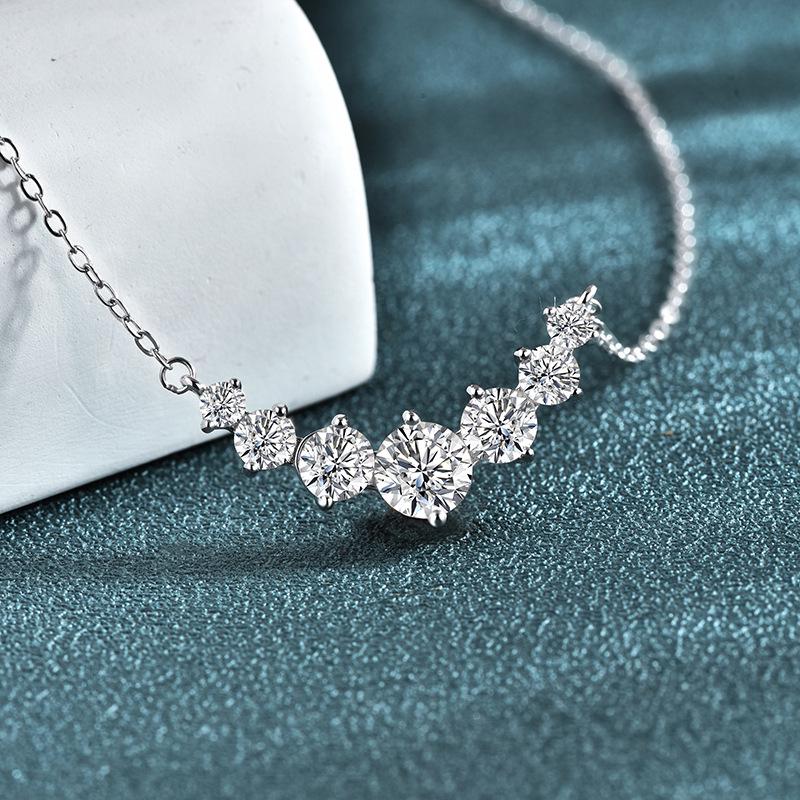 S925 Sterling Silver Moissanite Seven Princess Smile Necklace - Women's Fashion Versatile Pendant, Popular Style Silver Jewelry.