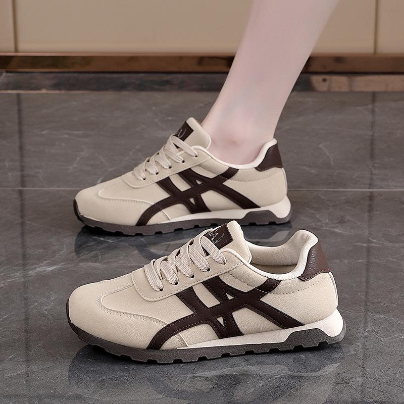 Spring New German Training Shoes Female Ins Students Flat-bottomed Versatile Sports and Leisure Forrest Gump Board Shoes