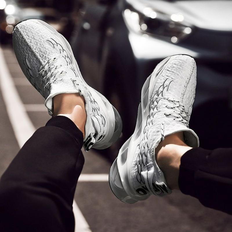 Fashion Cushioned Insole Running Thick Platform Male Sports Shoes Basketball Trends 2025 All Brands Breathable Gym Men's Casual Sneakers