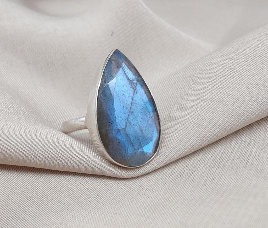 Faceted Pear Labradorite Ring: Handmade 925 Sterling Silver, Boho Minimalist