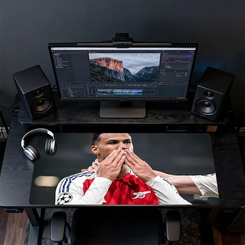 Gabriel Magalhaes Mouse Pad, Large Gaming Desk Mat, Non-slip XXL Mousepad for Laptop & Tablet, Mini PC Playmat with Stitched Edges