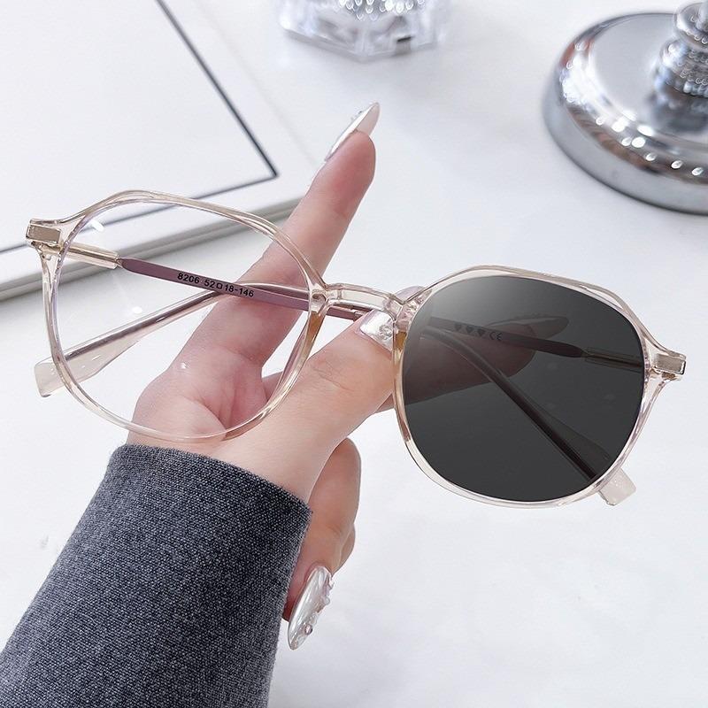 Pochromic Anti Blue Light Pochromic Glasses for Women Large Frame High Aesthetic Value Square Frame
