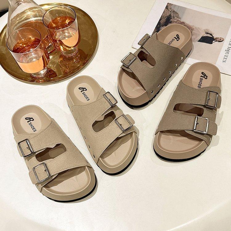 Slippers Women's Outer Wear Fashionable Thick-soled Middle Heel 2025 New Casual One-word Seaside Wet Water Non-slip Beach Sandals