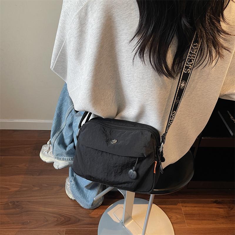 High Quality Nylon Shoulder Phone Bag for Women Fashion Messenger Crossbody Bags Luxury Designer Small Handbag and Purses