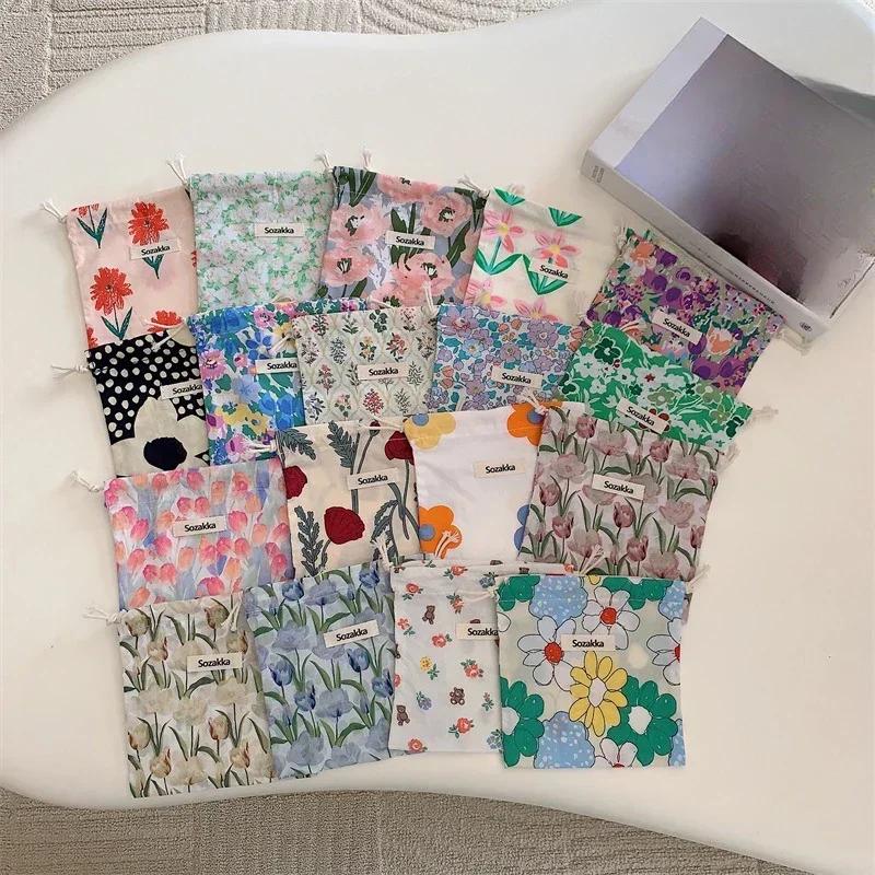 Floral Print Drawstring Coin Purse for Children Girls Makeup Bag Travel Organizer Keys Earphone Bag Makeup Pouch Cute Mini Purse