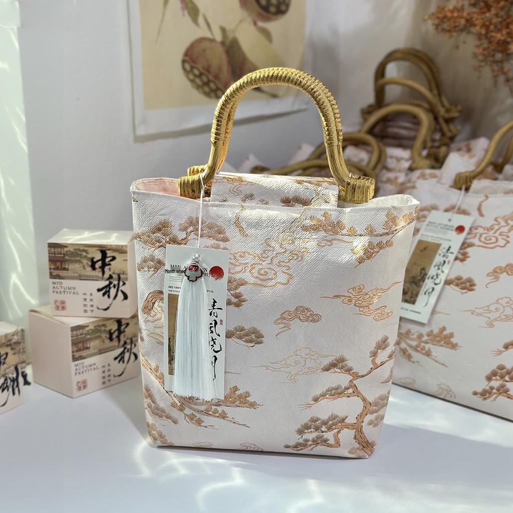 Chinese Style Felt Handbag: Mid-Autumn Mooncake Gift Box (Empty, Bulk Packaging, Creative Souvenir)