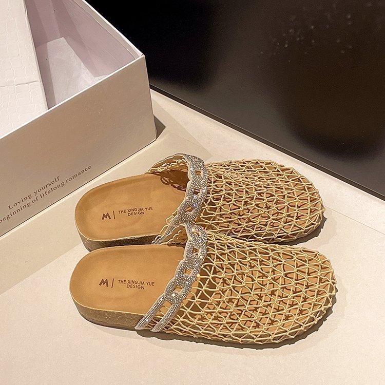 European and American fashion hollow woven bag head cool slippers women's 2025 new comfortable and lightweight skirt beach slippers
