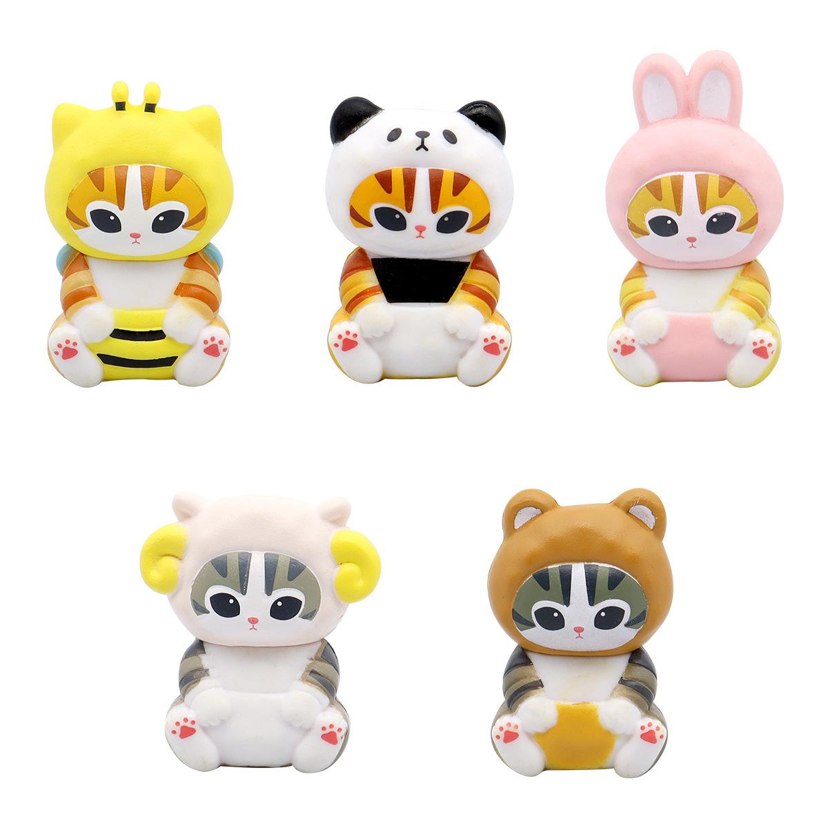 

Кошка в головном уборе Милый костюм животного Модель ПВХ фигурка Украшение Кукла Капсульная игрушка Подарок