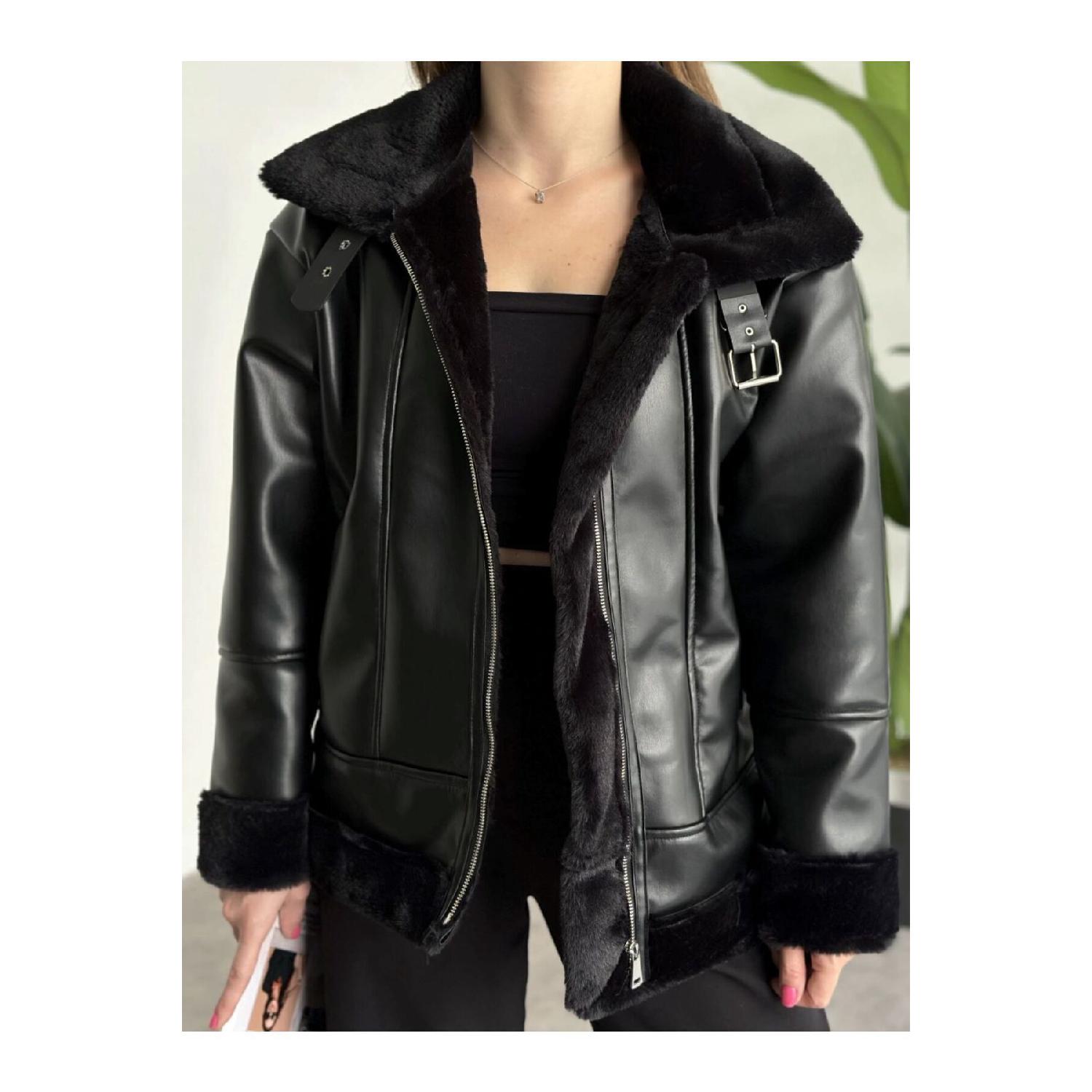 

Жіноче блискуче шкіряне пальто з чорного шовкового хутра 38 чорний