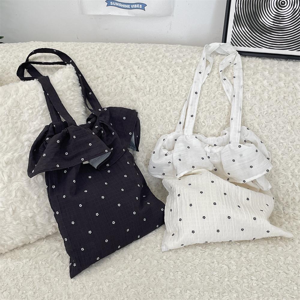 22 spring and summer new chiffon ruffle edge shoulder bag cute cherry canvas bag large capacity portable tote bag