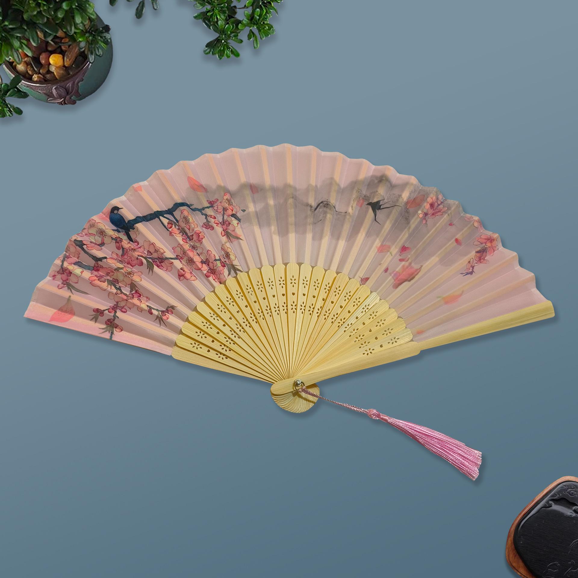 

Foldable Hand Fan Traditional Style Portable Lightweight Bamboo Frame Fabric Leaf Summer Cooling Accessory with Tassel Decoration for Outdoor Use One Size розовый