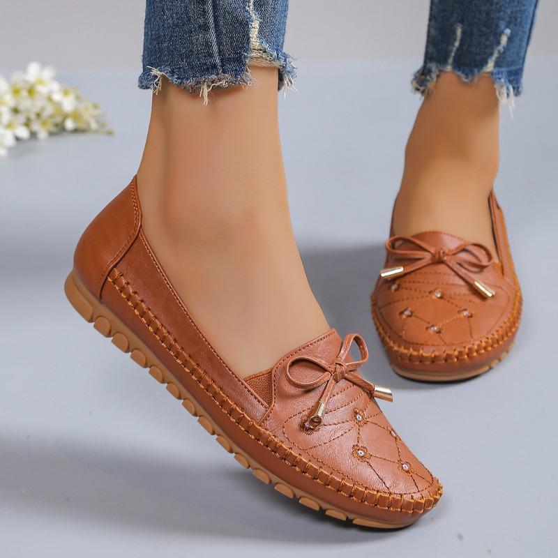 Women's Soft Leather Moccasin Loafers with Bow Decor Non-slip Comfortable Flats for Daily Wear