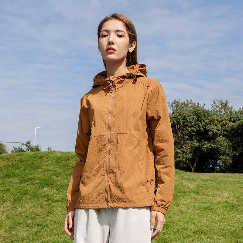 Spring and summer new anti-splashing technology sunscreen clothing women's UV protection UPF10 + original yarn light sports couple jacket