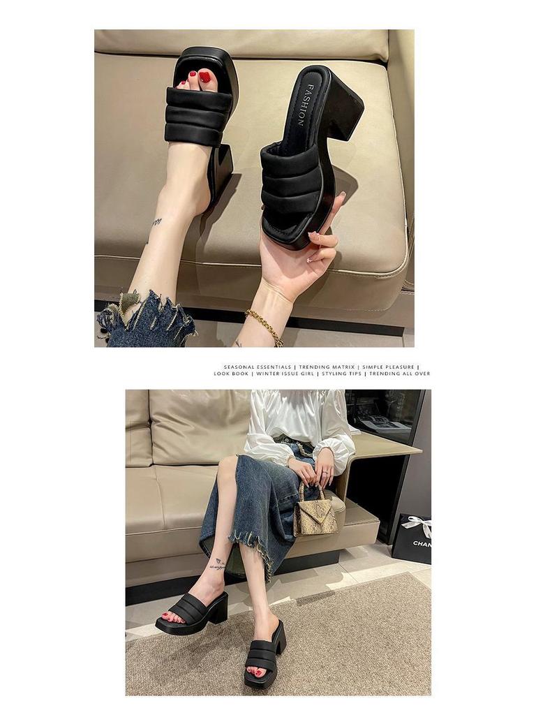 Women's Summer 2023 Thick-Soled Sponge Cake Slippers - Stylish One-Strap Beach Design