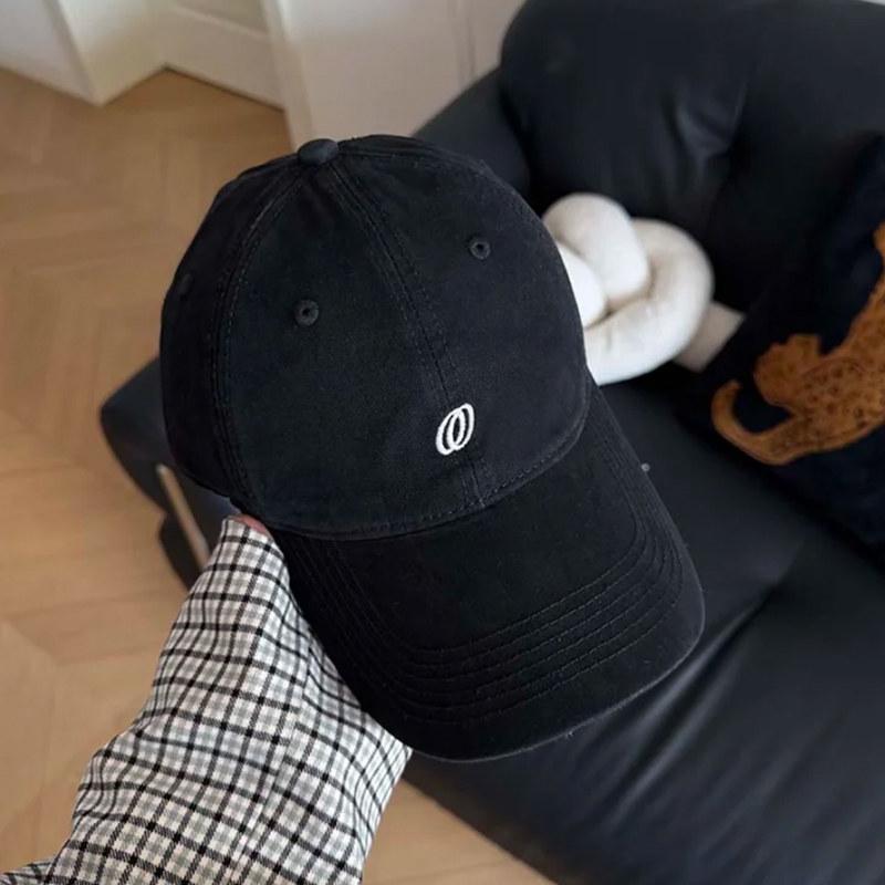 Korean-style simple letter-embroidered baseball cap for women, spring season, large head circumference, face-slimming, versatile casual hat, trendy