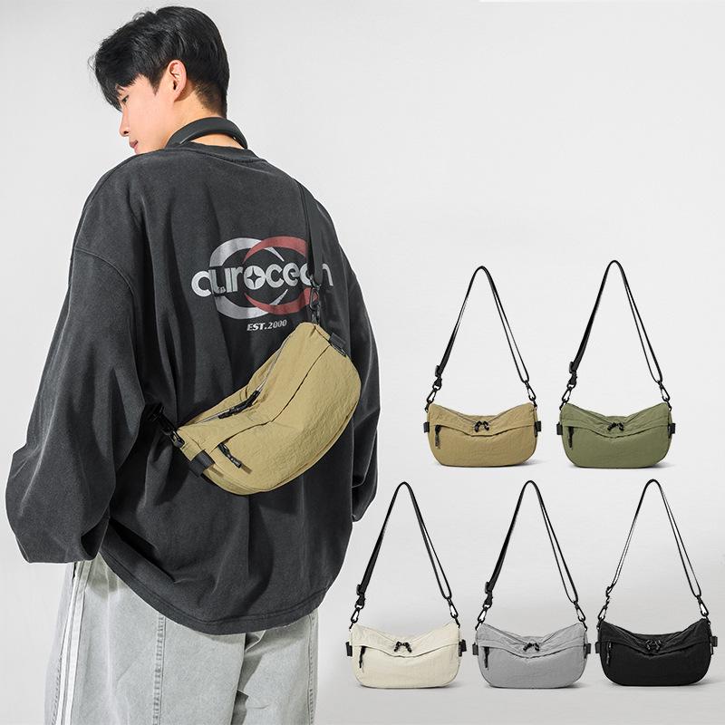 Ultra-light Waterproof Nylon Crossbody Bag, Unisex, Fashionable and Large Capacity