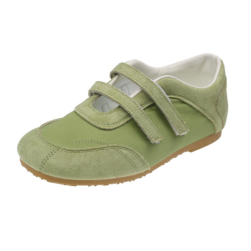 Fashion Women's Lightweight and comfortable high-quality Casual Sports Shoes New Style Autumn Popular Slimming Versatile Comfortabl