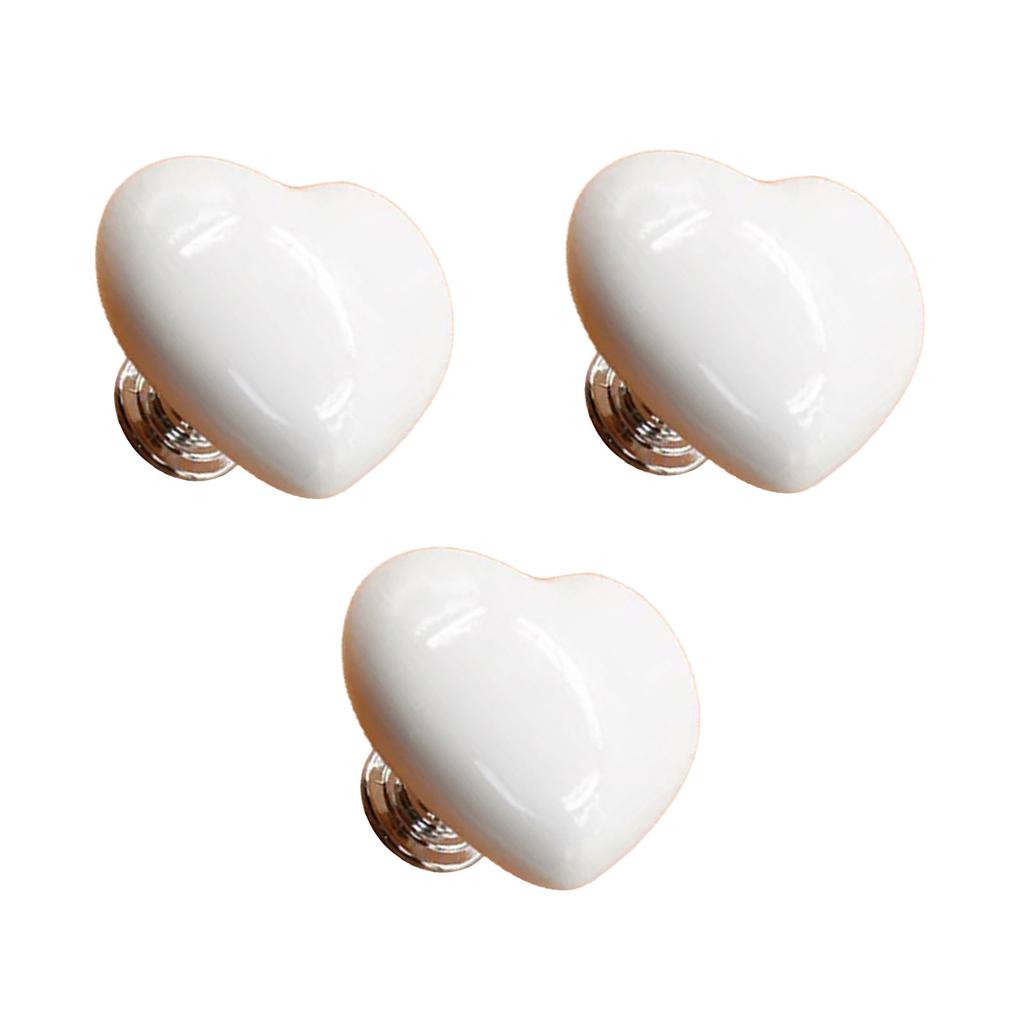 3dílná/sada Krásný samolepicí toaletní lisovací nástroj Pohodlné a módní toaletní tlačítko ve tvaru srdce pro domácnost