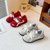 Girls' Shoes2026Spring new children's sports shoes, soft-soled, lightweight, with Velcro straps, for older boys, sneakers