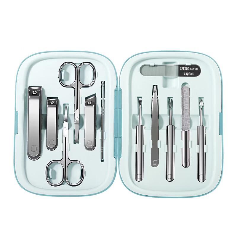 

Seesoo Colorful Magic Cube 12-Piece Nail Clipper Set