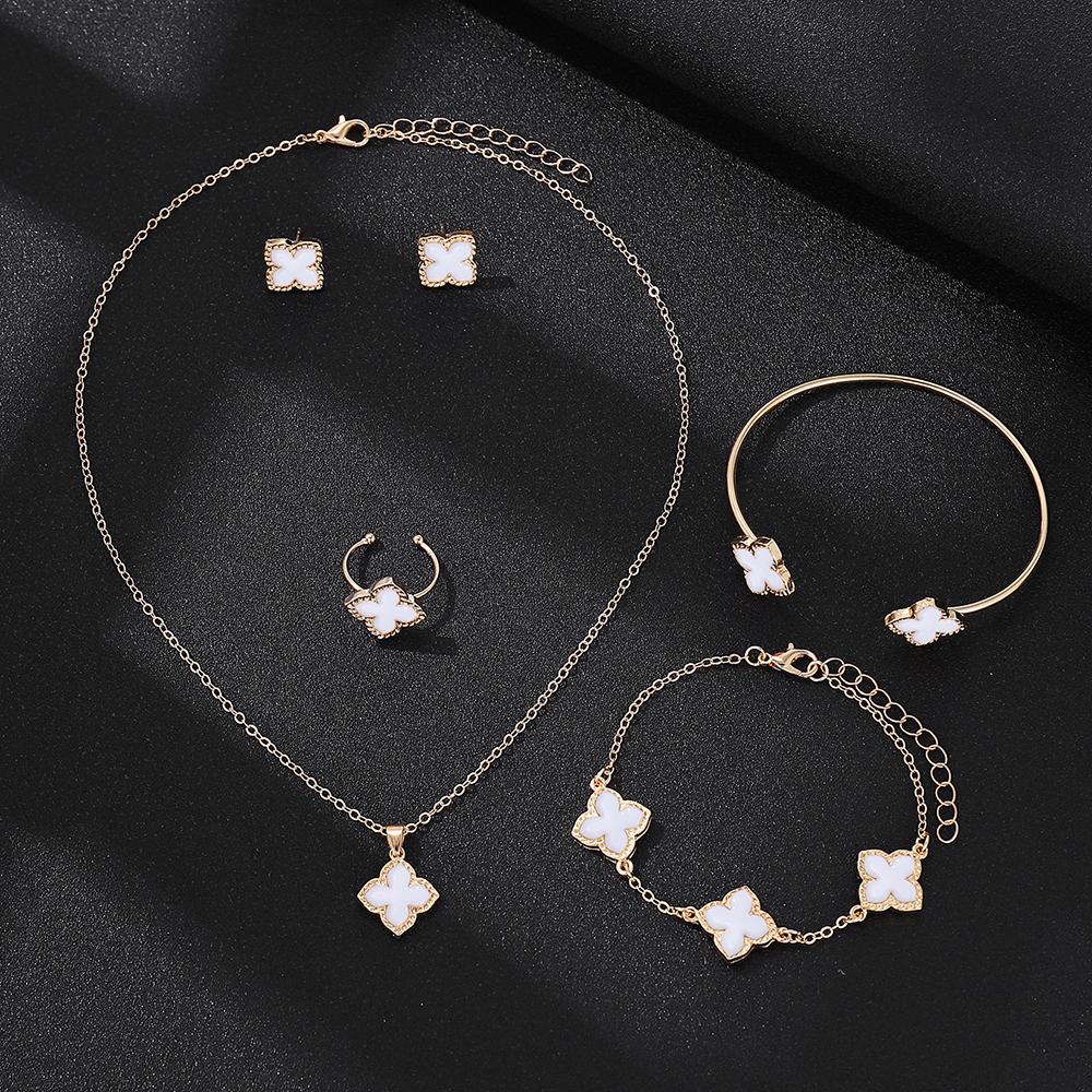 6 Stück Herz Ohrring Halskette Armband Armreif Ring Zirkon Set für Frauen