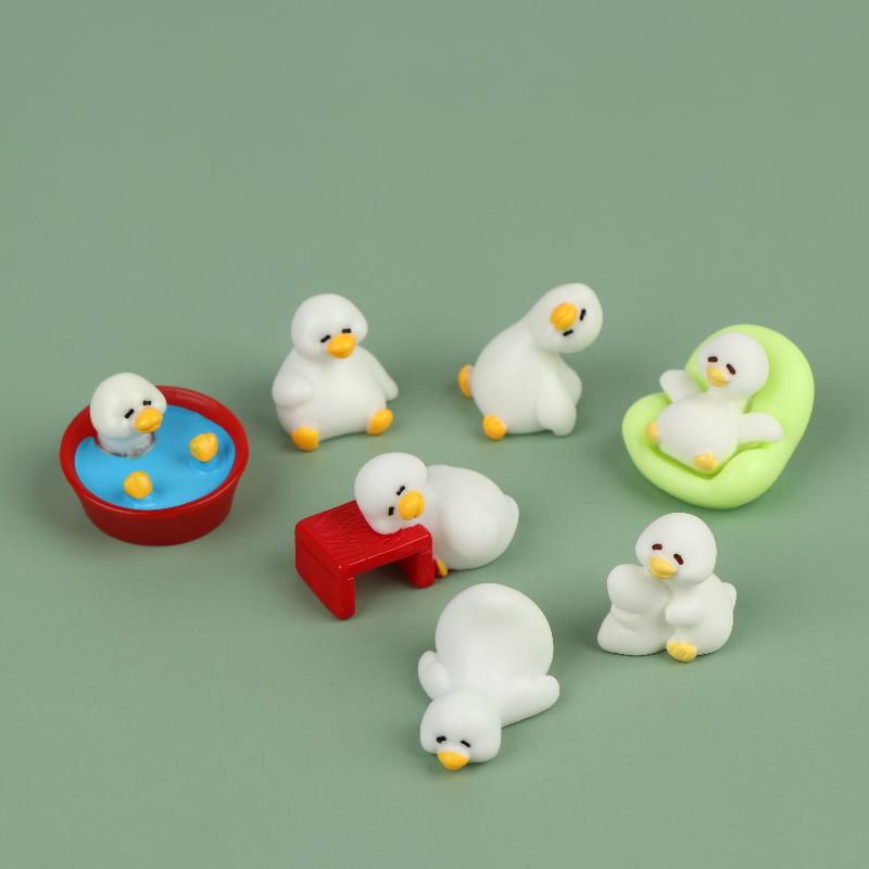 Adorable 7Pcs White Mini Duck Figurines Micro Animal Ornaments for Birthday Gift Home Living Room Decor
