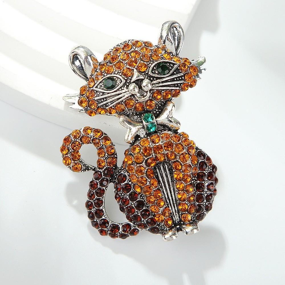 Lovely Design Cat Brooches Rhinestone Vintage Pin Feminine Style Animal Brooch  Party Accessories