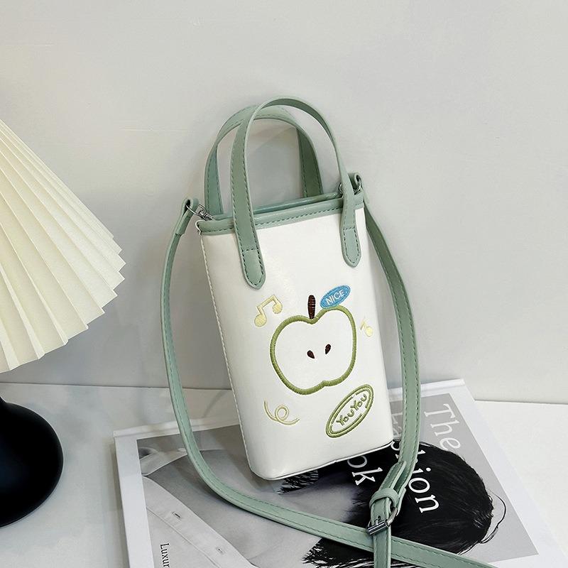 Versatile cartoon fashion shoulder mobile phone bag women's summer new casual messenger bucket bag