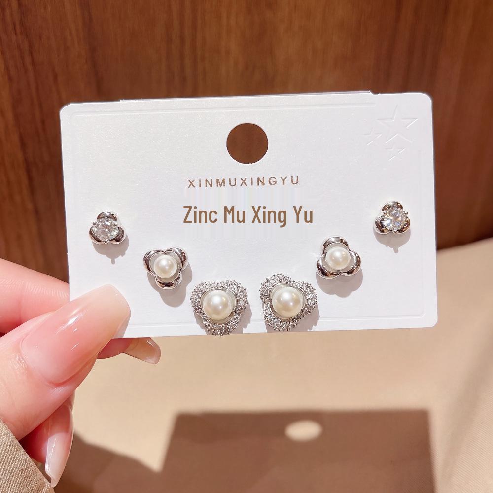 High-Quality Copper-Plated Gold Triangle Stud Earrings with Imitation Pearls - Set of Three Fashionable Pairs