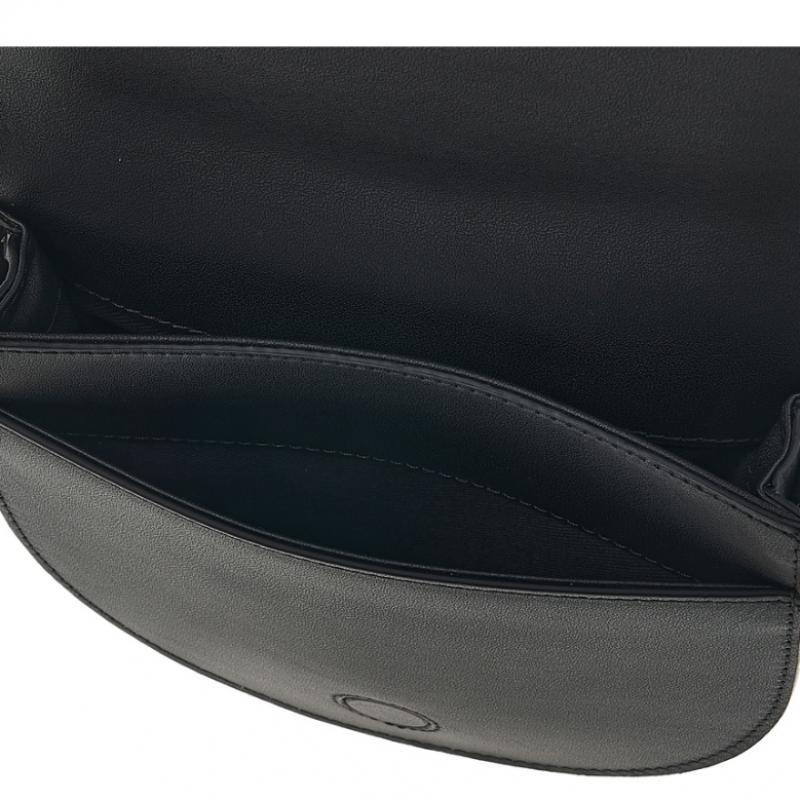 Vivienne Westwood Logo Crossbody Bag 43030097 L001q N401