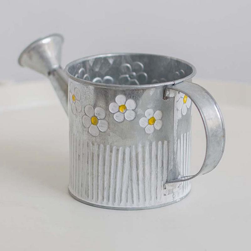 Vintage Embossed Iron Flower Pot Small Flowers Vase Watering Can Hanging Plant Balcony Bucket Home Garden Decorations Ornaments