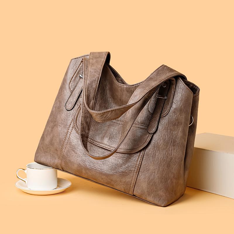 Dámská taška přes rameno z měkké kůže