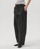 Aheule Arco Curved Chino Pants_Black