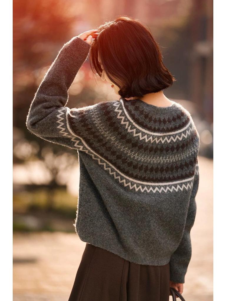 2025 Autumn/Winter Retro Fair Isle Jacquard Round Neck Long Sleeve Sweater