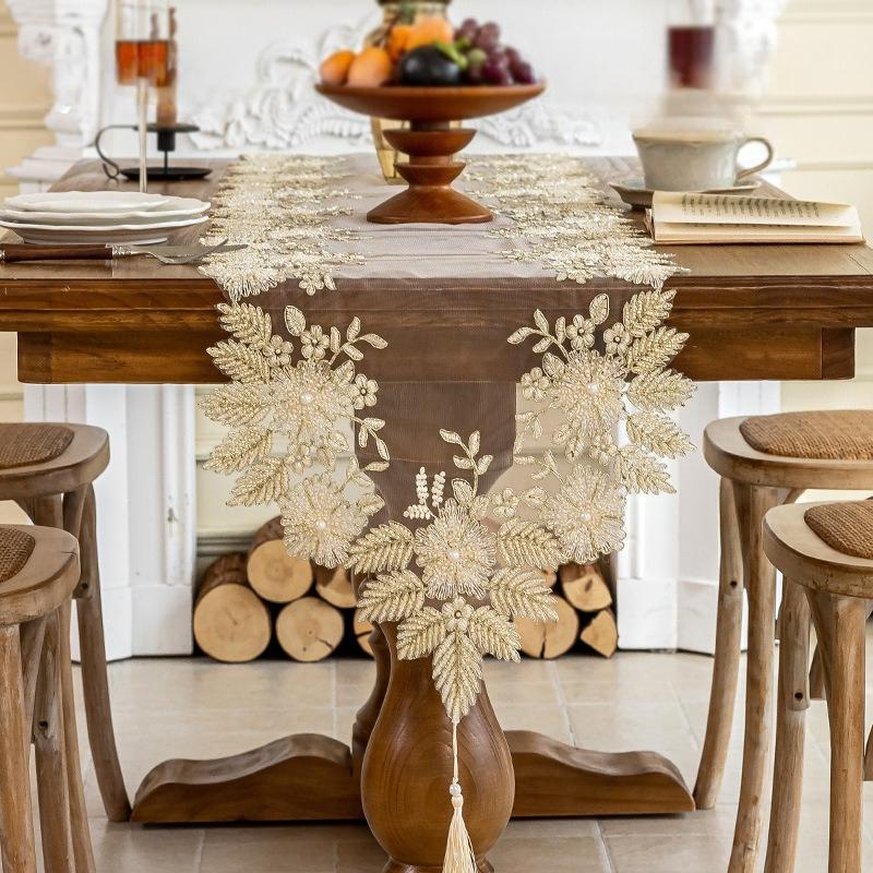 American Style Light Luxury Tablecloth with Long Embroidered Lace Mesh, TV Cabinet Cover, Household Dining Table Flag